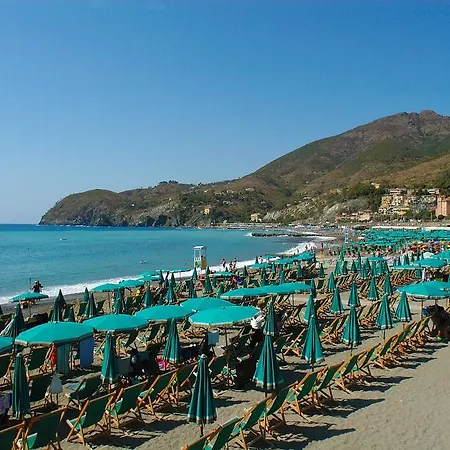 公寓 Cassiopea By The Sea